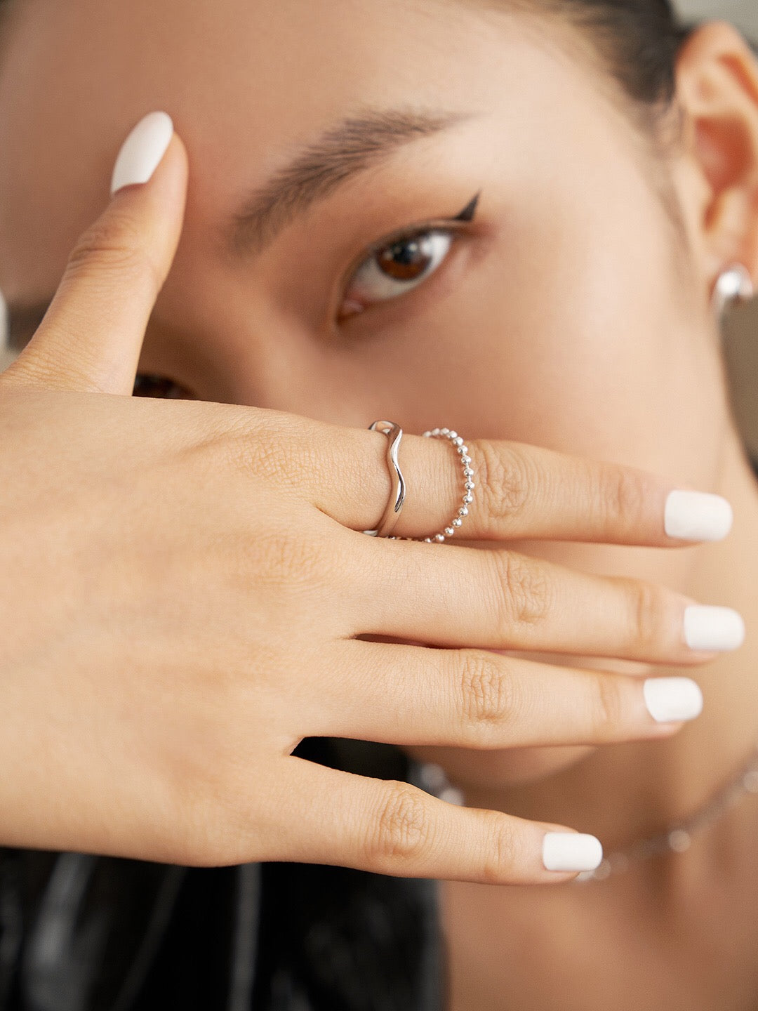 Beaded Chain Irregular Rings in handmade sterling silver, featuring an adjustable fit and modern design. Perfect for minimalist jewelry lovers.