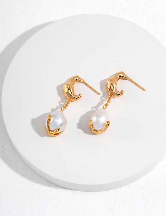 Dangle Teardrop Pearl Earrings in 18k gold-plated finish with natural freshwater pearls and s925 sterling silver hooks, handmade jewelry.