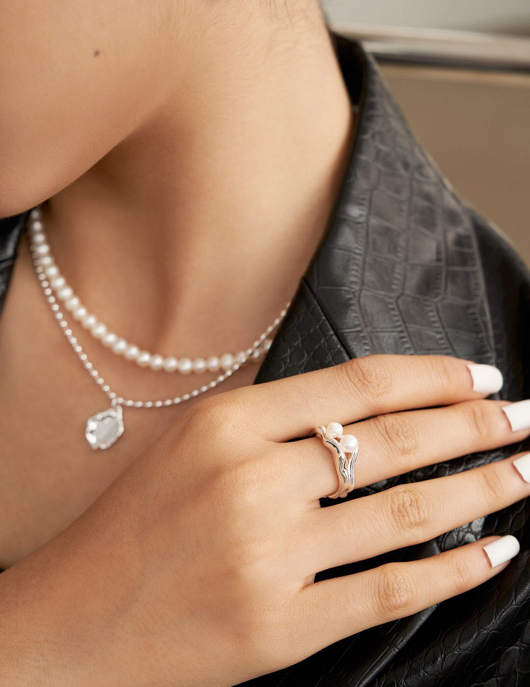 Open Pearl Ring - Handmade Pearl Jewelry in adjustable design with natural pearl and 18k gold-plated silver, styled on hand for elegant look.